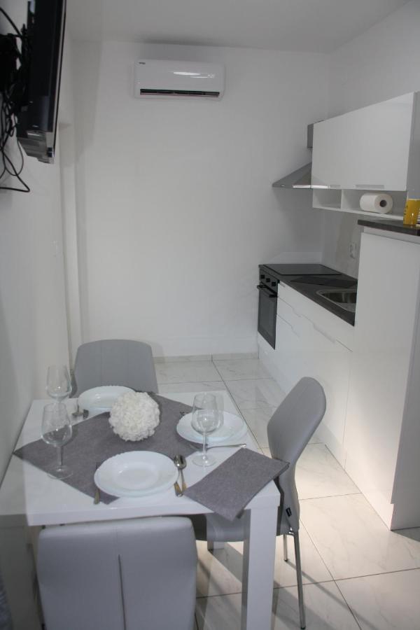 Lea Apartamento Šibenik Exterior foto