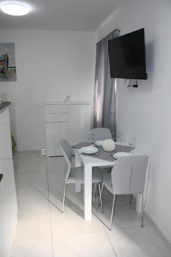 Lea Apartamento Šibenik Exterior foto